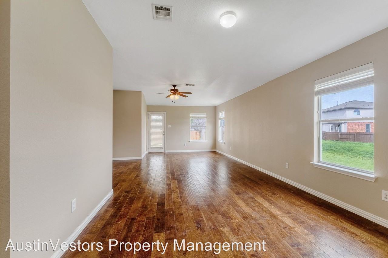2616 Bluffstone Dr - Photo 3 of 25