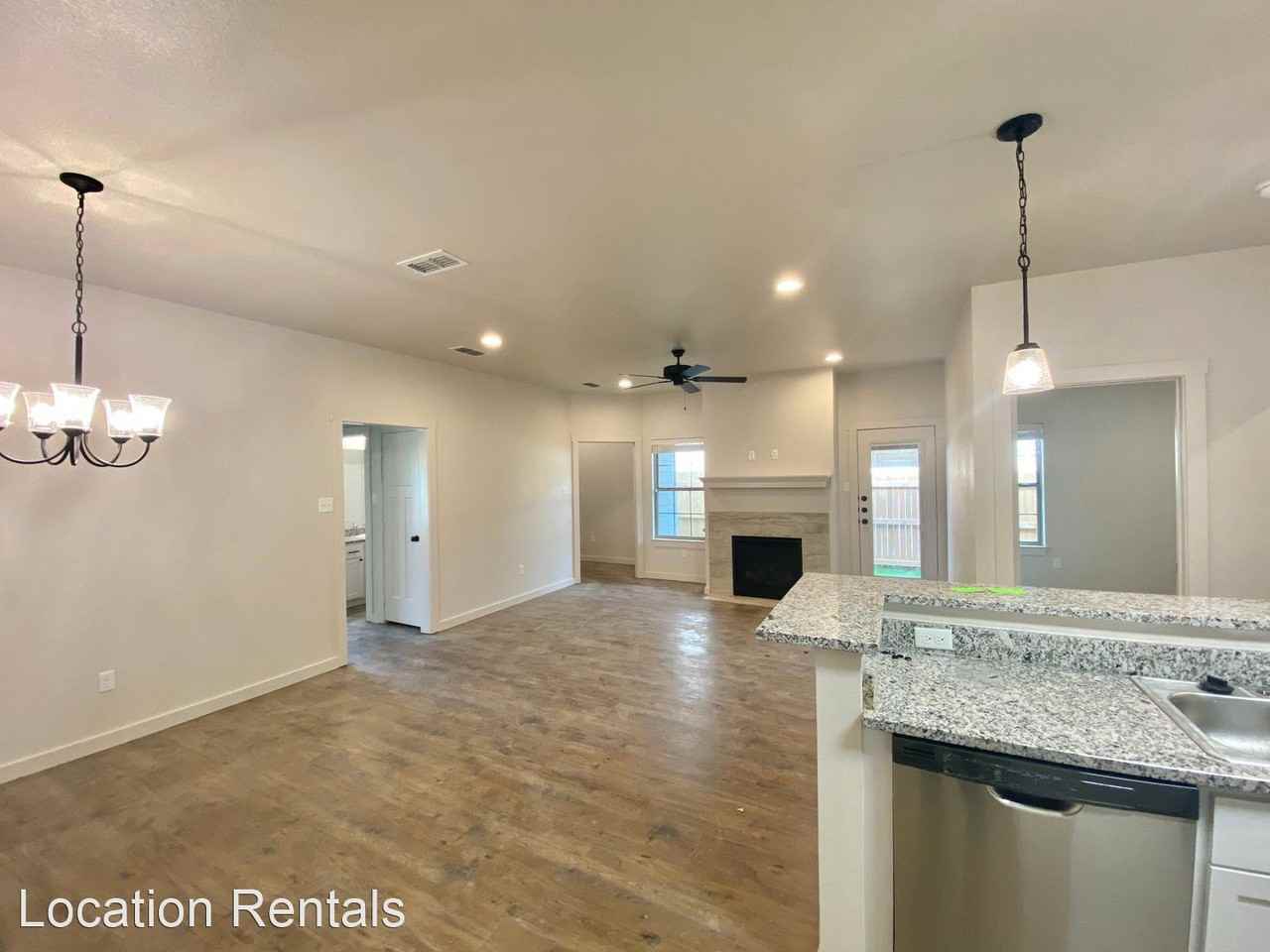 2725 137th St - Photo 3 of 19