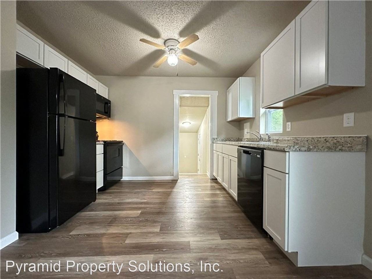 336 E Lally St - Photo 2 of 21