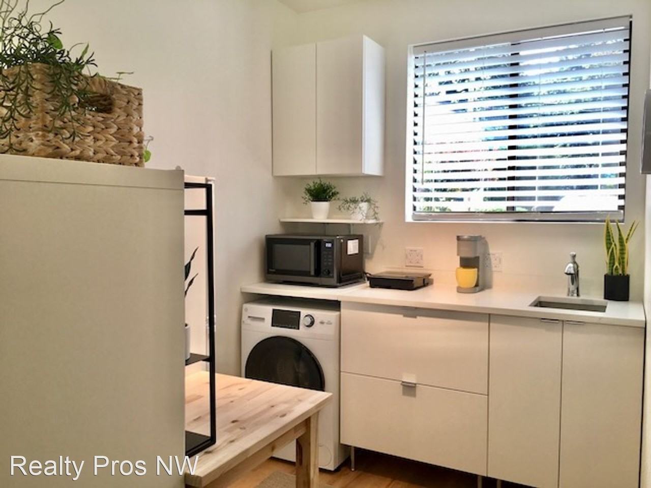 15612 76th Pl Ne - Photo 3 of 17