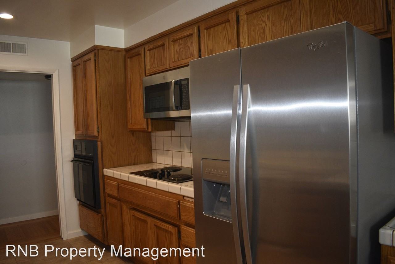 5040 Bevil St - Photo 2 of 19