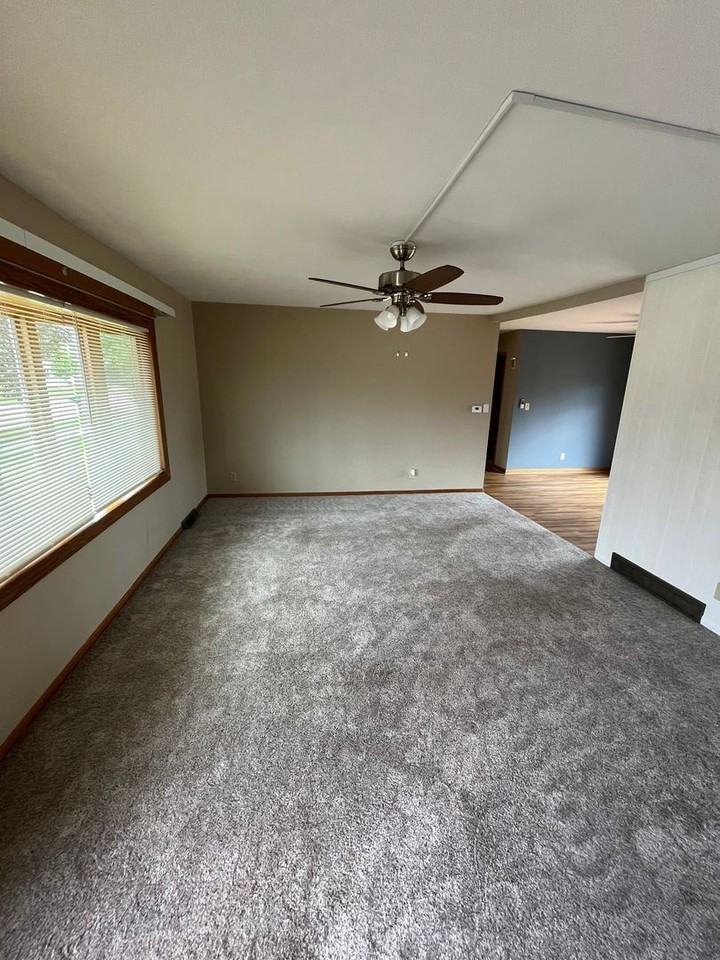 2415 N 15th Pl - Photo 2 of 8