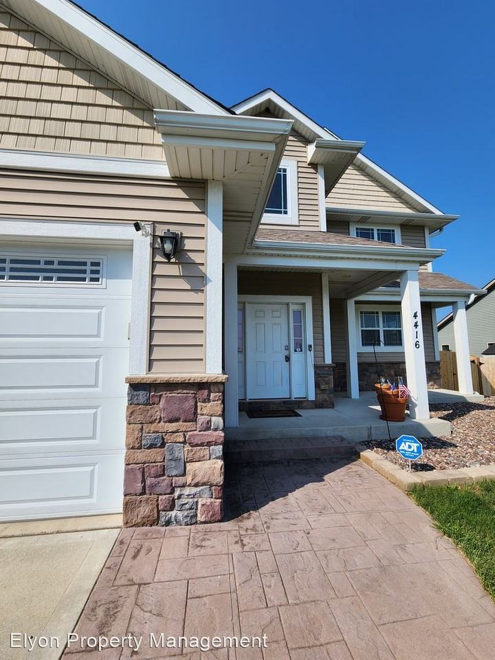 4416 27th St - Photo 3 of 38