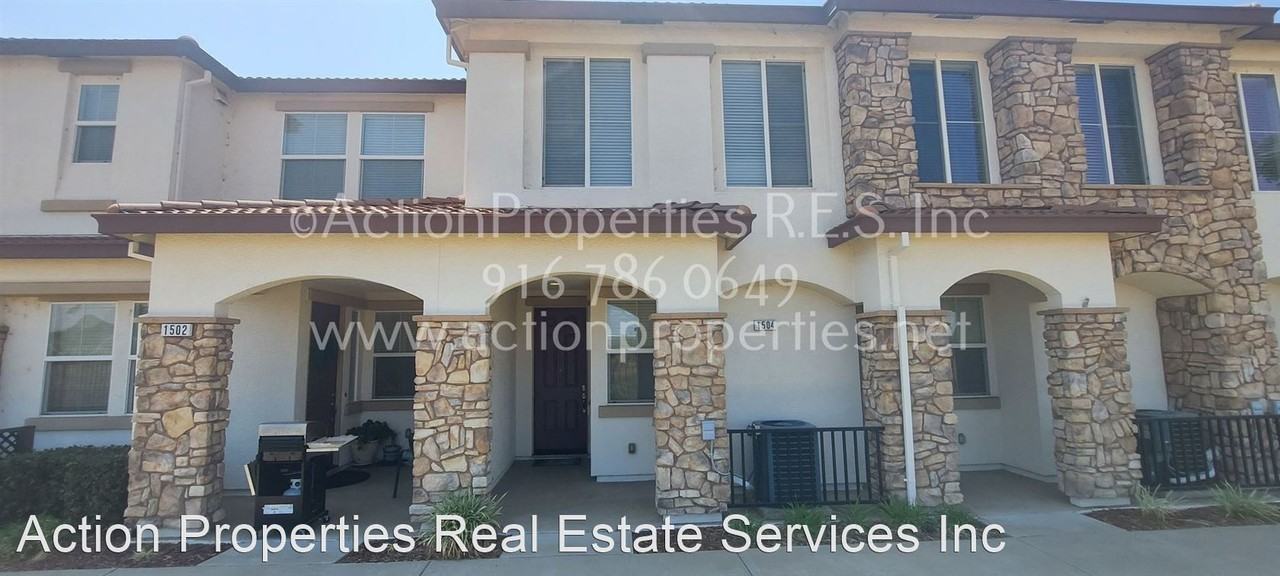 1504 Hudson Cir - Photo 2 of 26