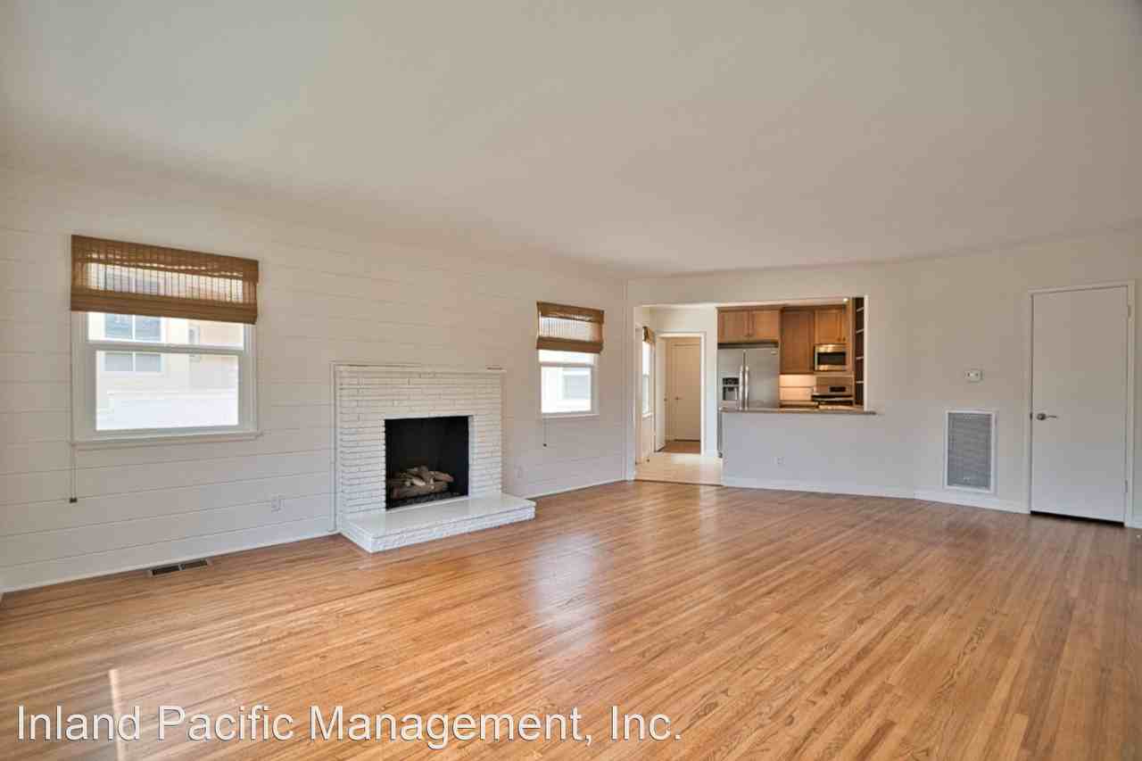 1817 Pine Ave - Photo 3 of 15