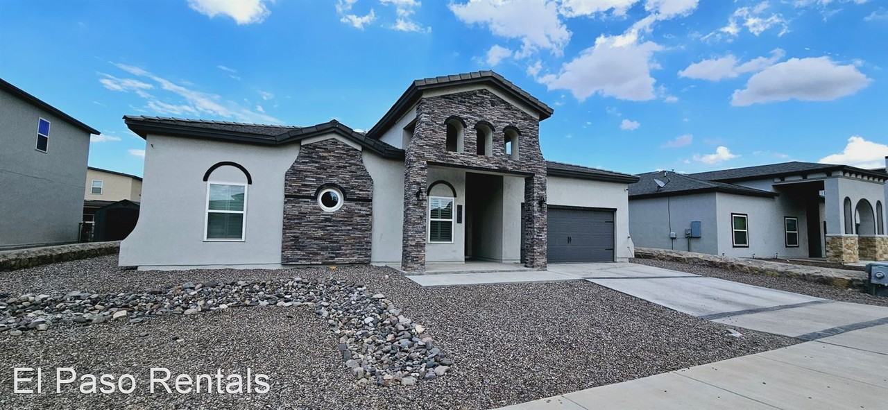 957 Abe Goldberg Dr - Photo 2 of 41