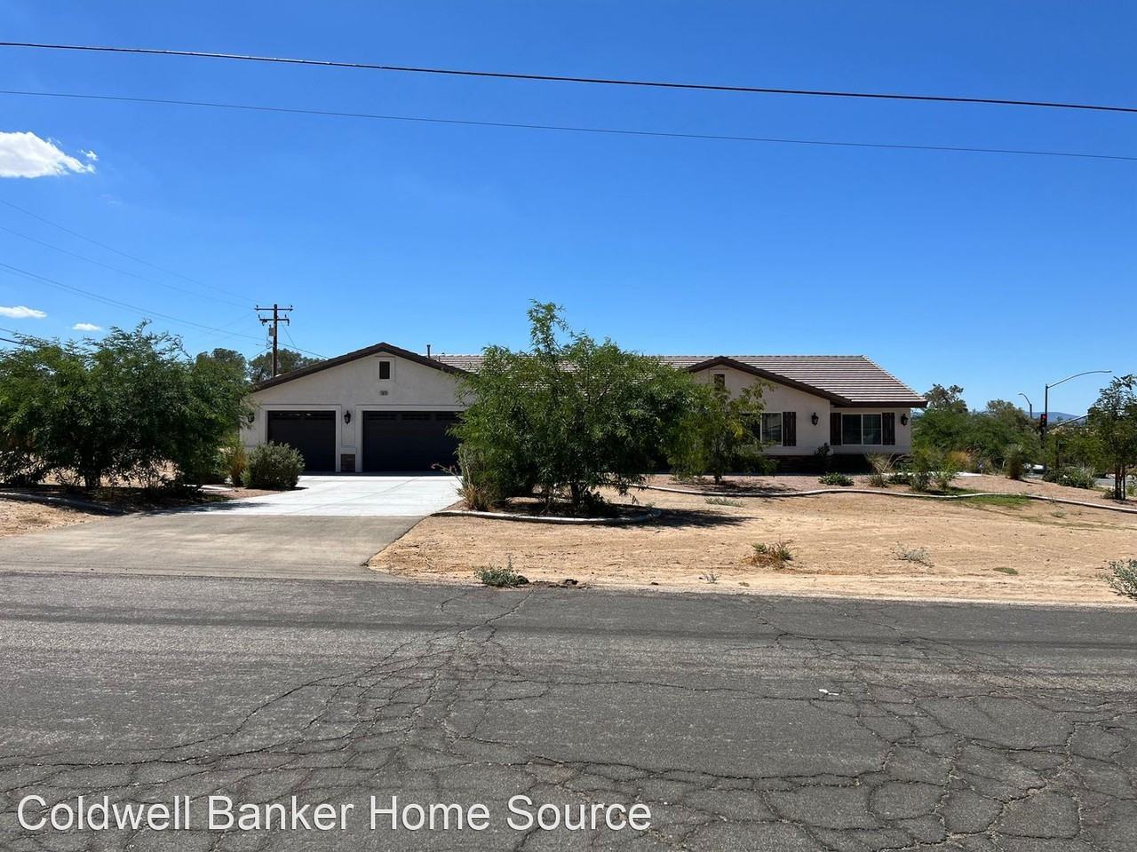 15679 Tuscola Rd - Photo 2 of 14