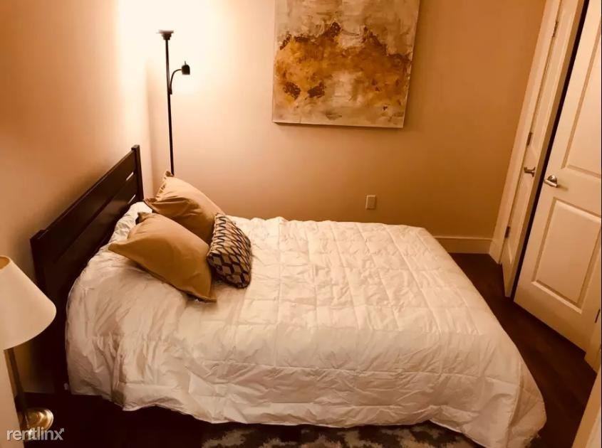 450 Cambridge St - Photo 3 of 7