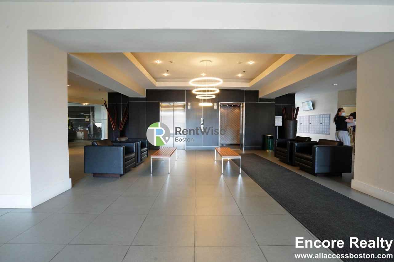 15 N Beacon St #803 - Photo 2 of 9