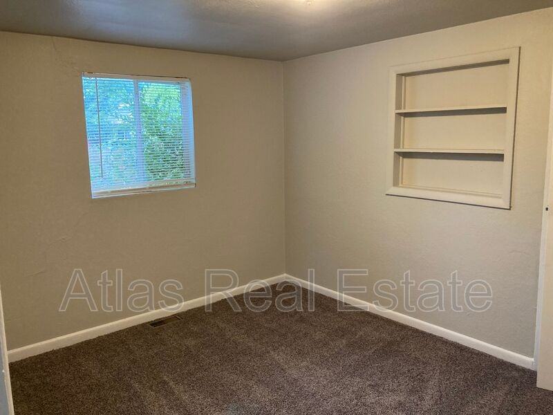 1701 Argonne St - Photo 3 of 13