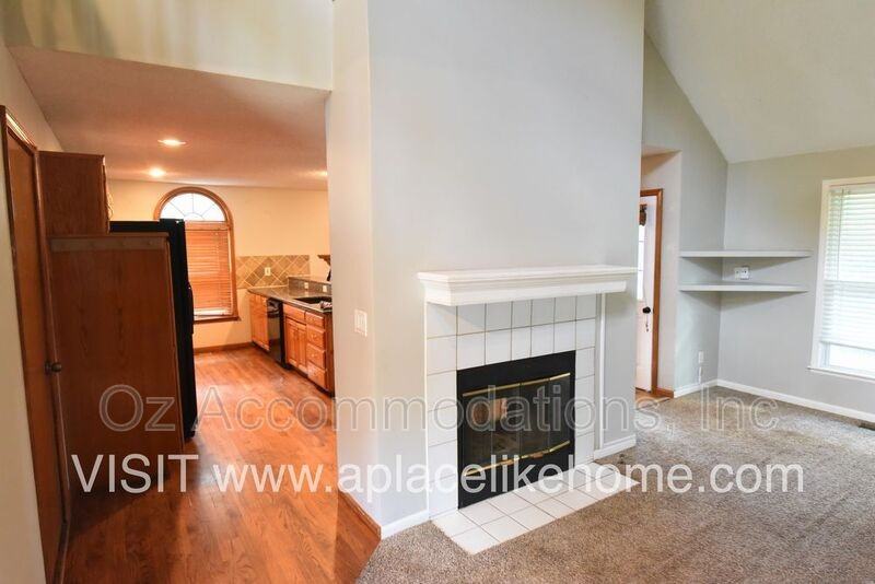 6301 W 153rd St - Photo 7 of 30