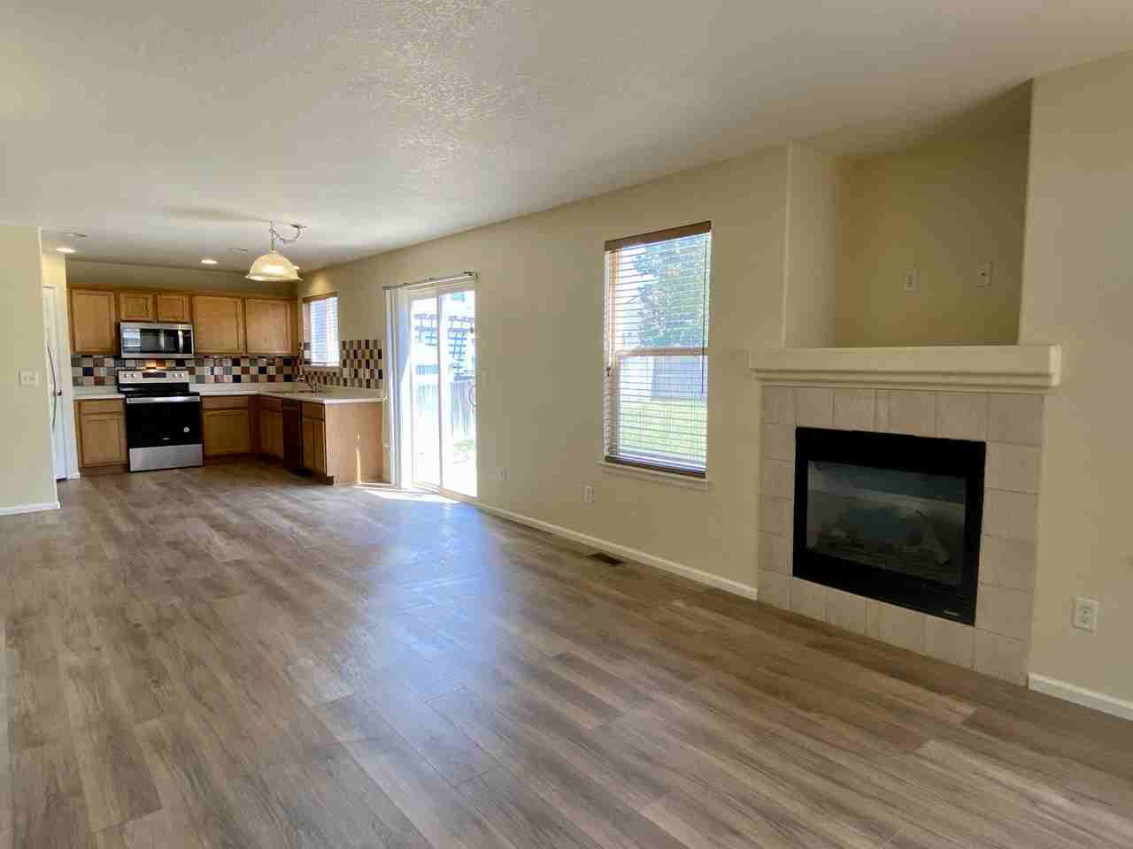 16676 E Phillips Pl - Photo 3 of 14