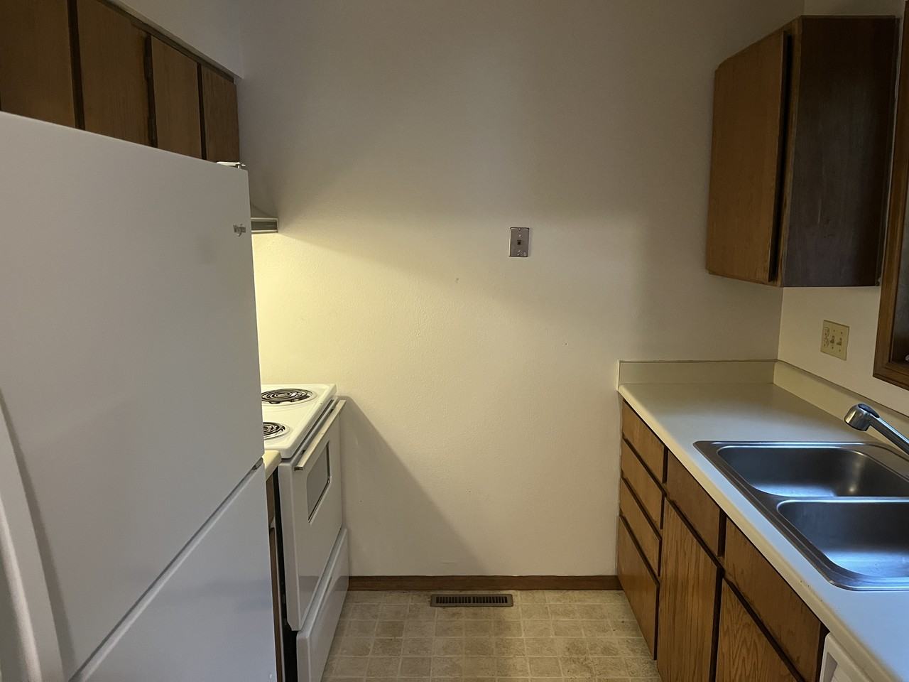 3311 Hickok Pl - Photo 2 of 17
