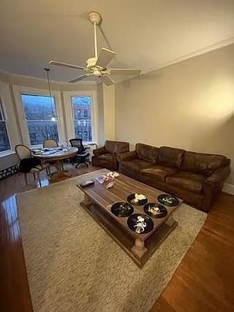 400 Marlborough St #6 - Photo 2 of 5