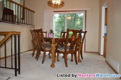 6476 Arthur St NE - Photo 3 of 15