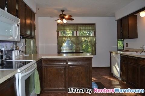 379 Cimarron Rd - Photo 2 of 15