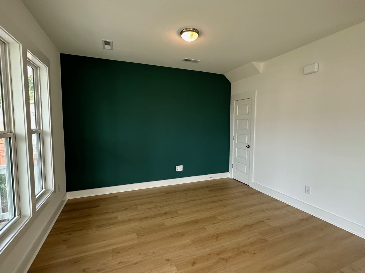 3916 Lundin Dr #NA - Photo 3 of 14