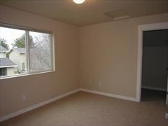 4904 Douglas St - Photo 3 of 6