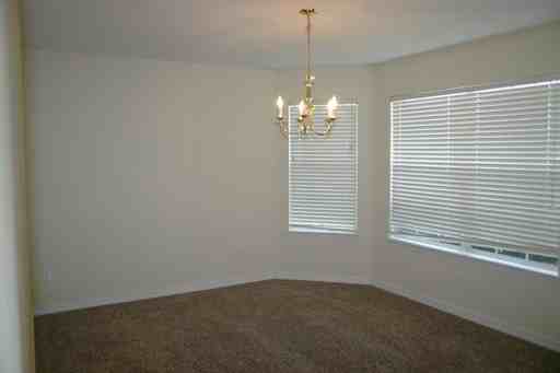 331 Egan Dr - Photo 3 of 8