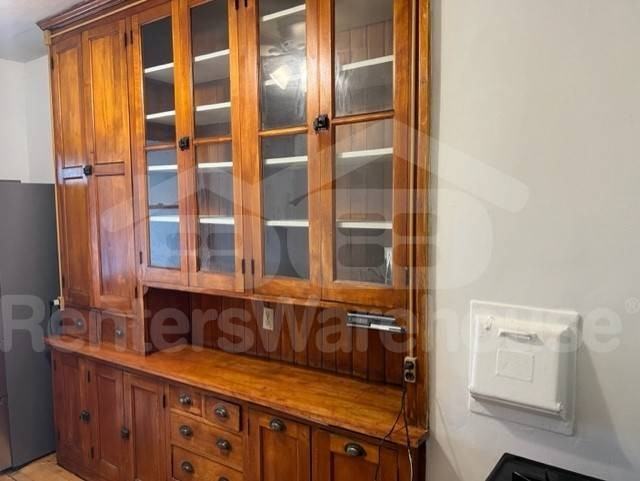 1017 Grand Ave - Photo 3 of 10