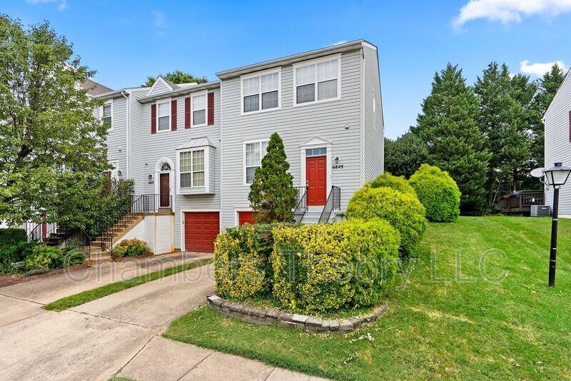 6849 Signature Cir - Photo 2 of 33