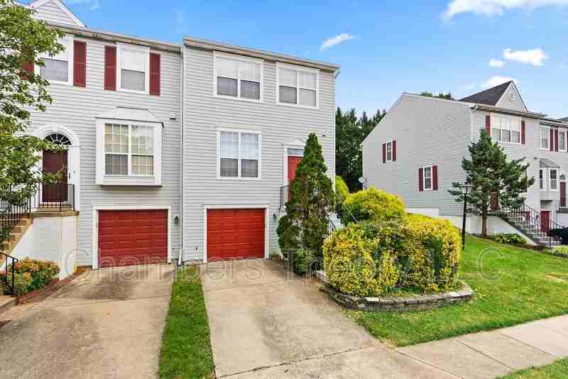 6849 Signature Cir - Photo 3 of 33