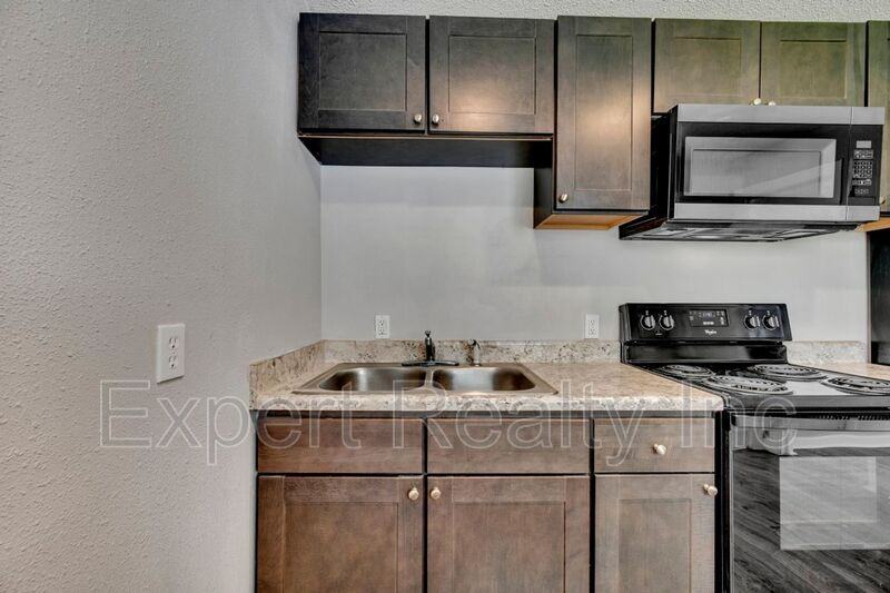 1061 57th St W #1 - Photo 3 of 29