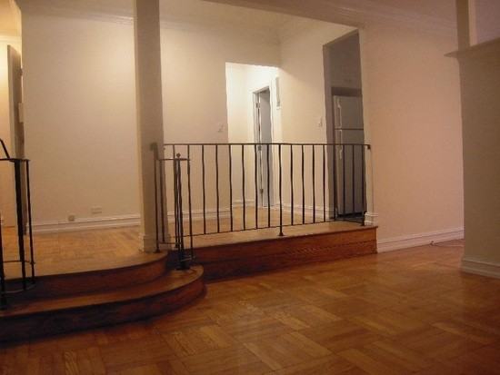 241 New Street 46th Street #2G