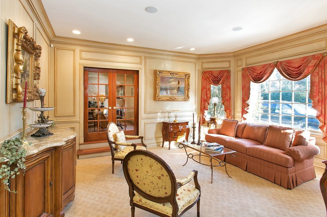 14 Buttonwood Ln - Photo 3 of 30