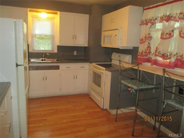 122 Prospect Ave - Photo 3 of 19