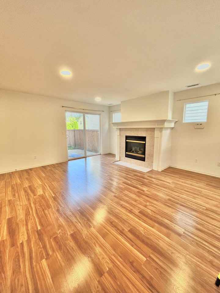 9218 227th Ave Ne #NA - Photo 3 of 10