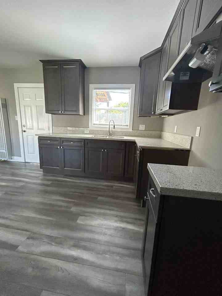 4208 Martin Luther King Jr Blvd #B - Photo 3 of 9