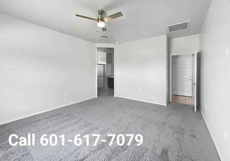 6828 South Iberia Avenue - Photo 2 of 8