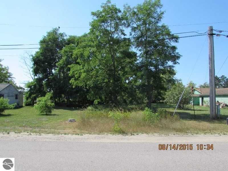 107 Evergreen St - Photo 2 of 6