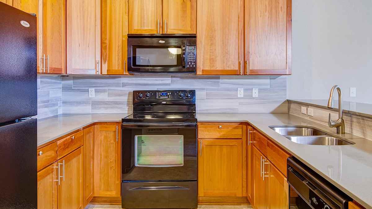 Skyline Ridge - Photo 3 of 24