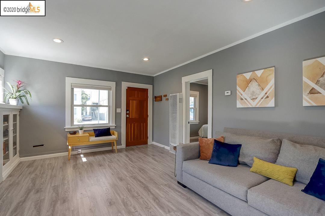 5217 Bancroft Ave - Photo 3 of 50