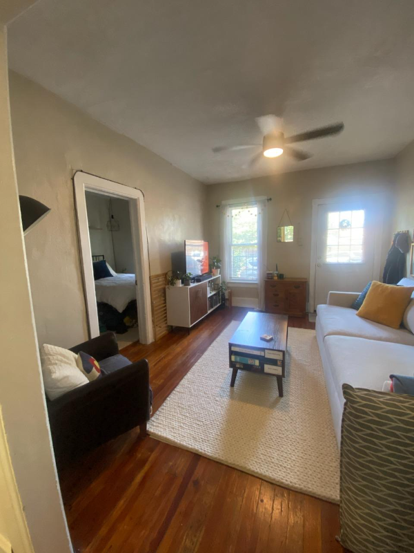 2547 Grove St - Photo 3 of 19