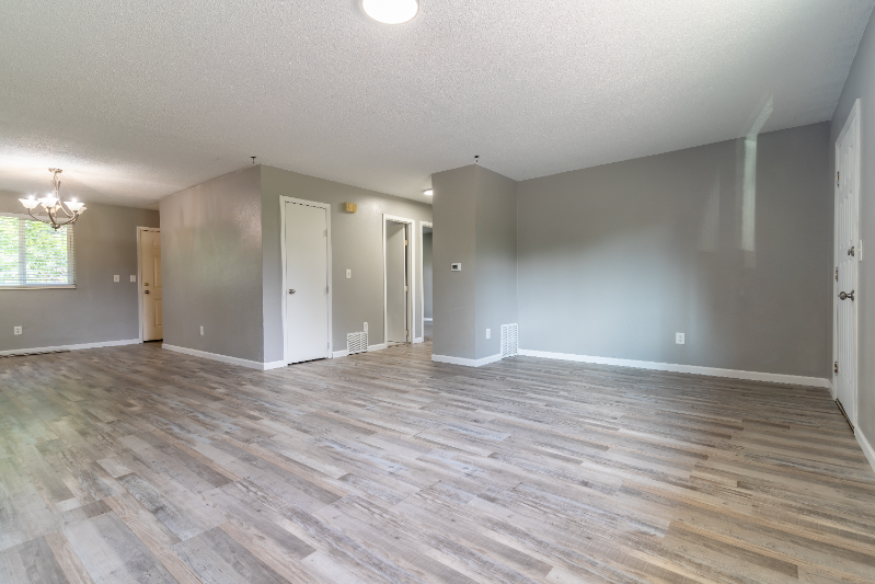 1252 Quaker St #1252 - Photo 2 of 7