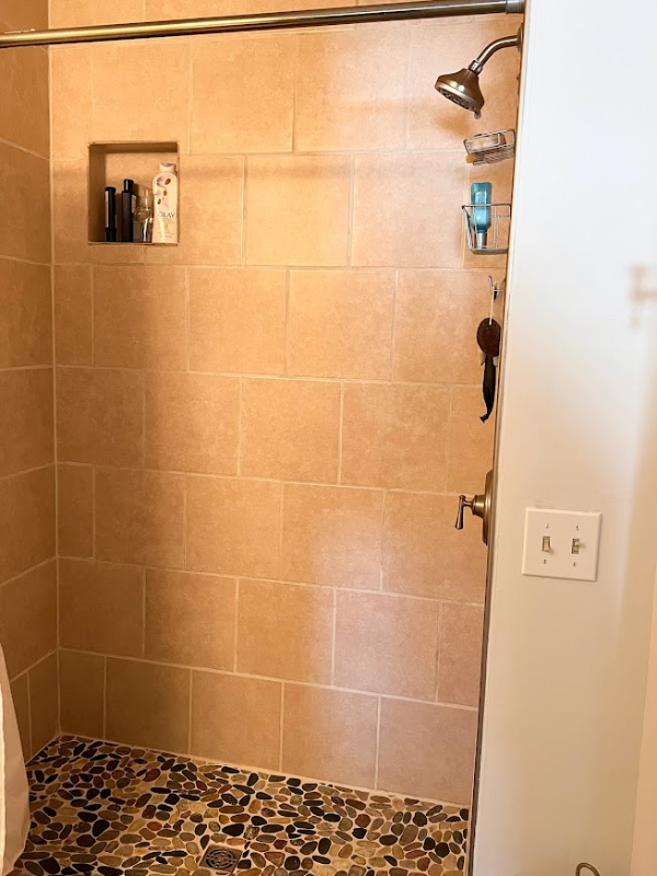 101 123rd St #372 - Photo 4 of 7