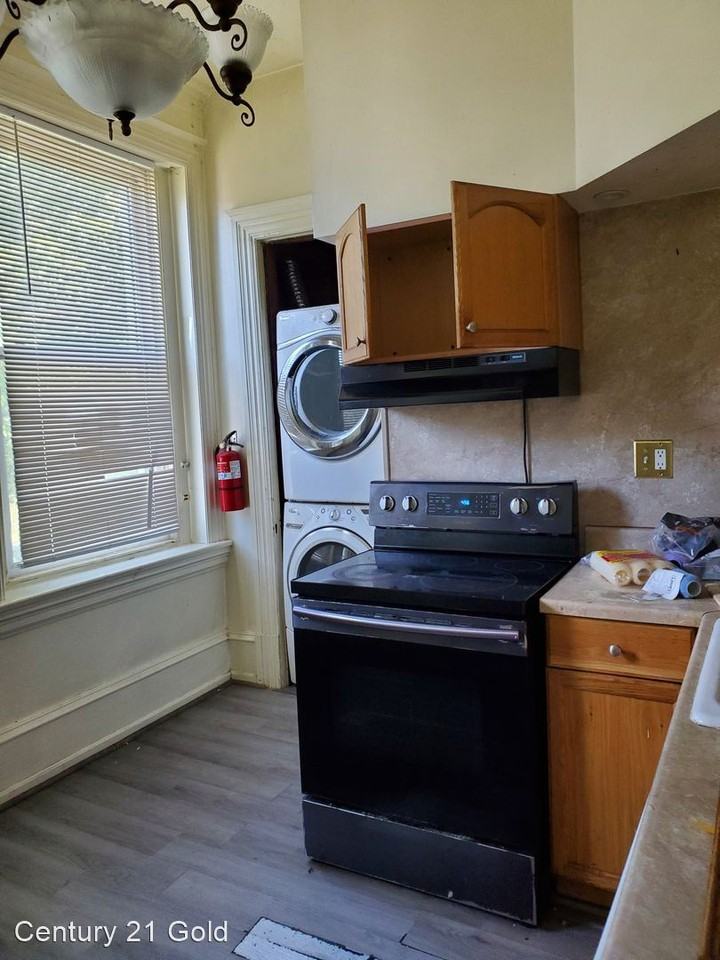 1500 Mineral Spring Rd - Photo 3 of 6