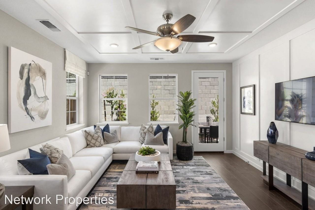 6931 Peak Way - Photo 2 of 50