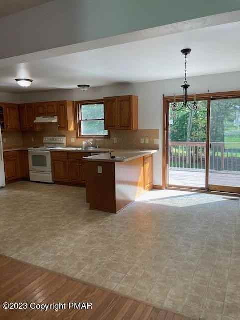 115 Withywindle Way - Photo 3 of 8