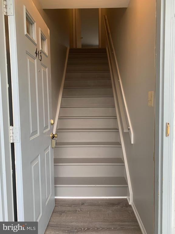 413 Dove Ct - Photo 2 of 14