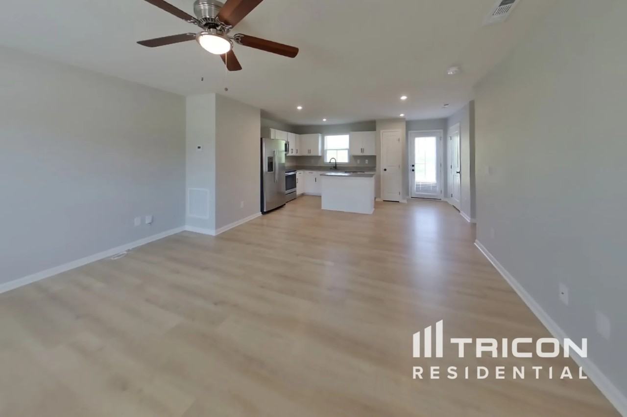 4114 S Downs Cir - Photo 3 of 16