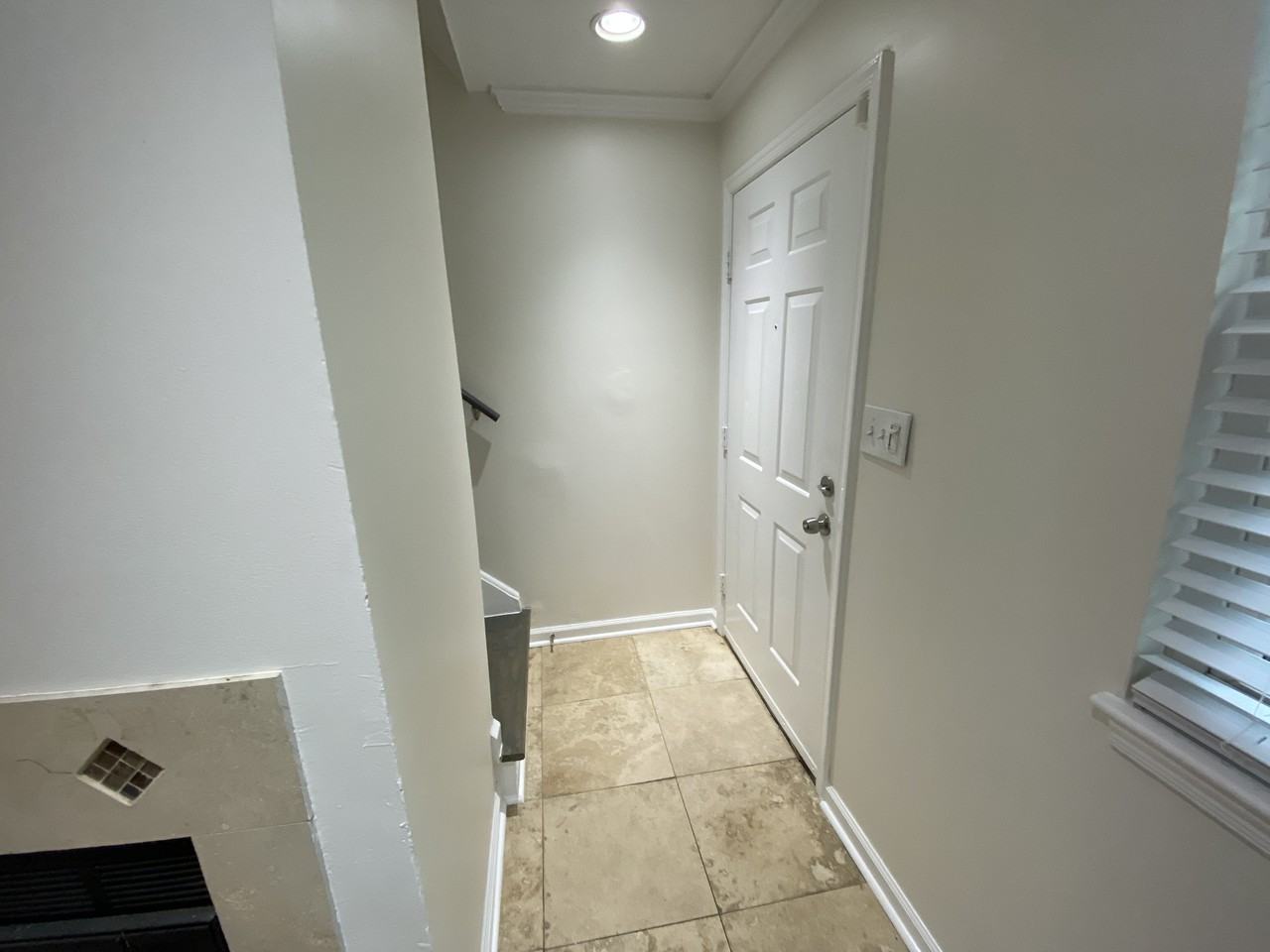 55 Oneonta Dr - Photo 3 of 33