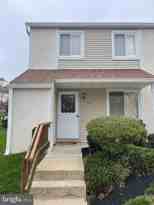 117 Roskeen Ct  