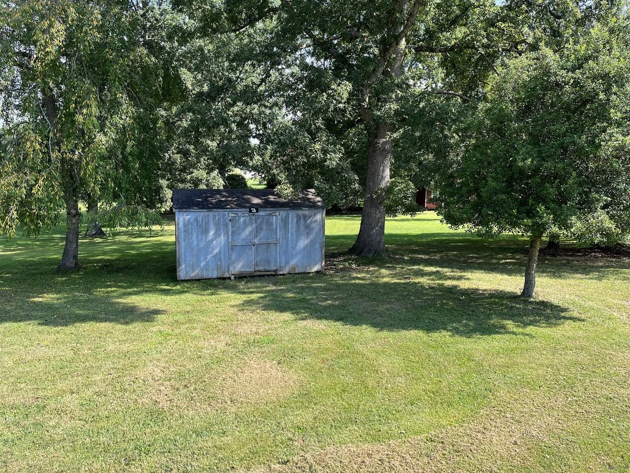 115 Court St - Photo 3 of 12