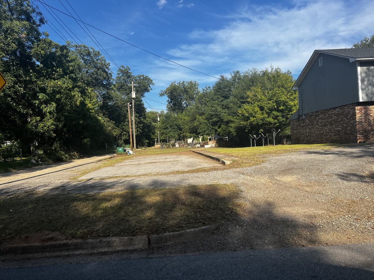 1600 N Madison St #1 - Photo 2 of 15