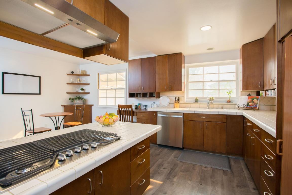 6536 Camino Venturoso #NA - Photo 3 of 11