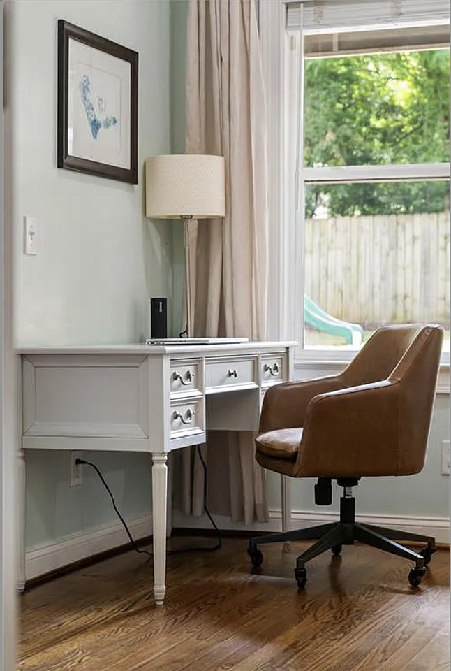 177 Whitefoord Avenue Northeast - Photo 3 of 10